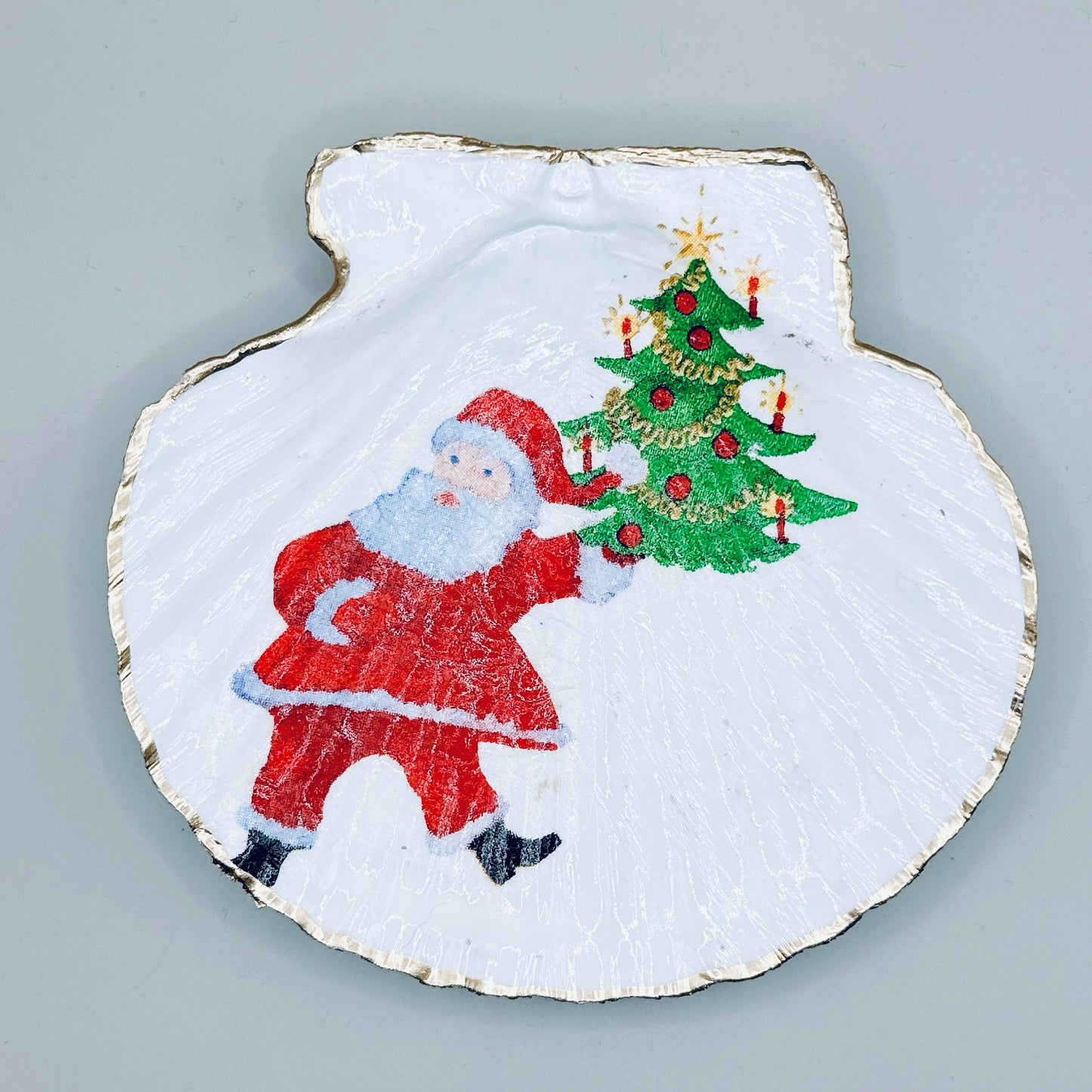 Retro Santa & Tree Clam Shell Jewelry Dish
