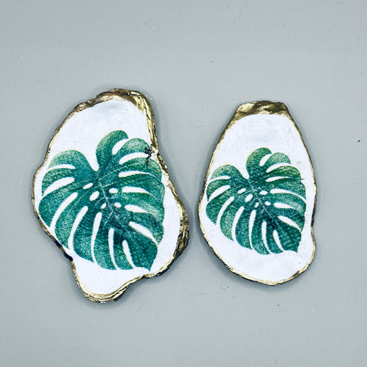 Monstera Leaf Shell Magnets Pair