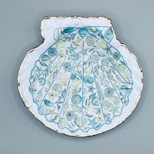 Ornate Shell Fan Clam Shell Jewelry Dish